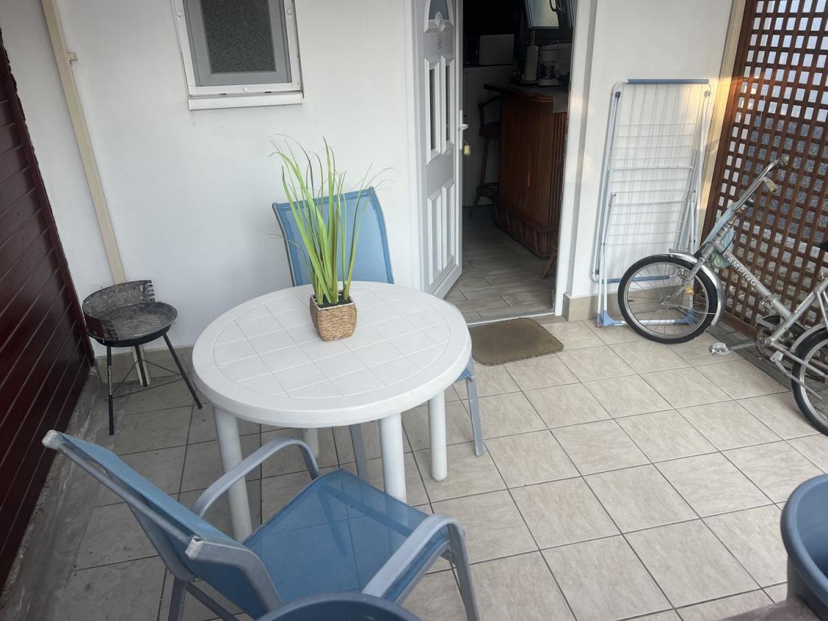 Familie Varga - Balatonfenyves +36302597240 info@plattenseereisen.com